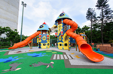 火箭主題兒童親子樂園