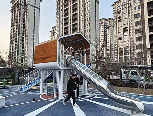 兒童室外不銹鋼樹(shù)形滑梯