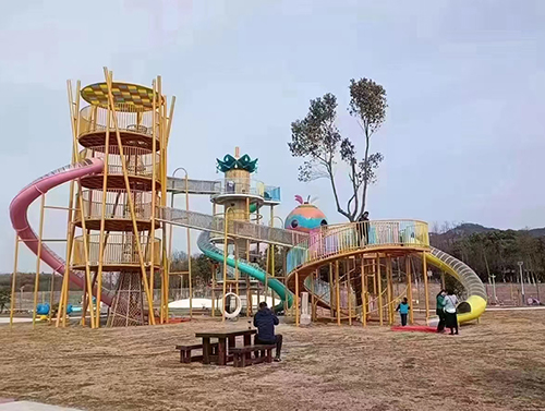 廠家直供景區(qū)不銹鋼雙塔滑梯