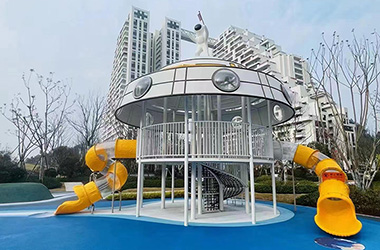 公園新型無(wú)動(dòng)力設(shè)備