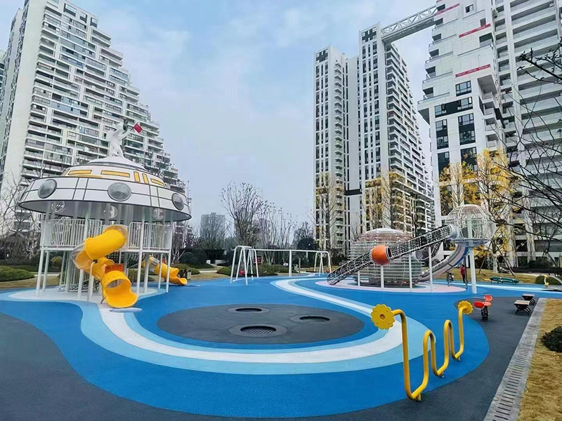 主題公園新型無(wú)動(dòng)力設(shè)備
