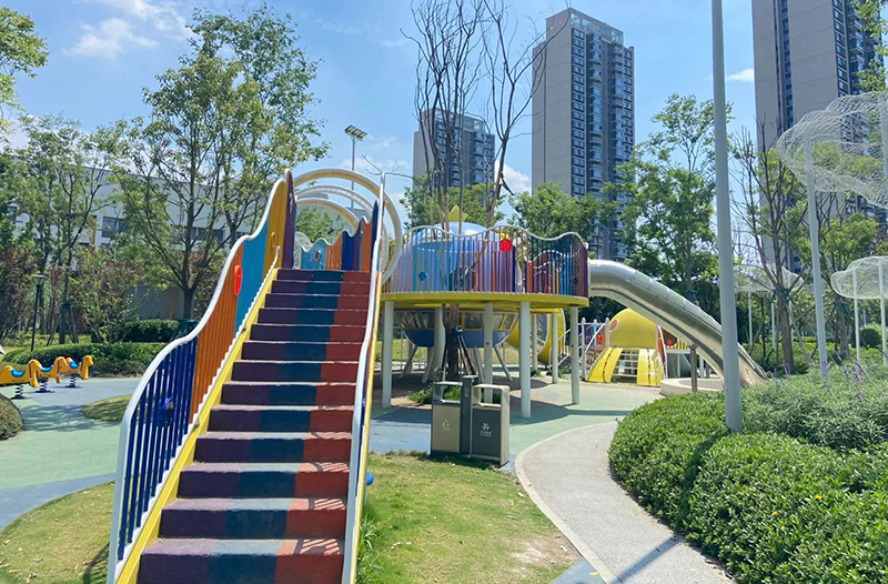 戶(hù)外兒童樂(lè)園不銹鋼組合滑梯