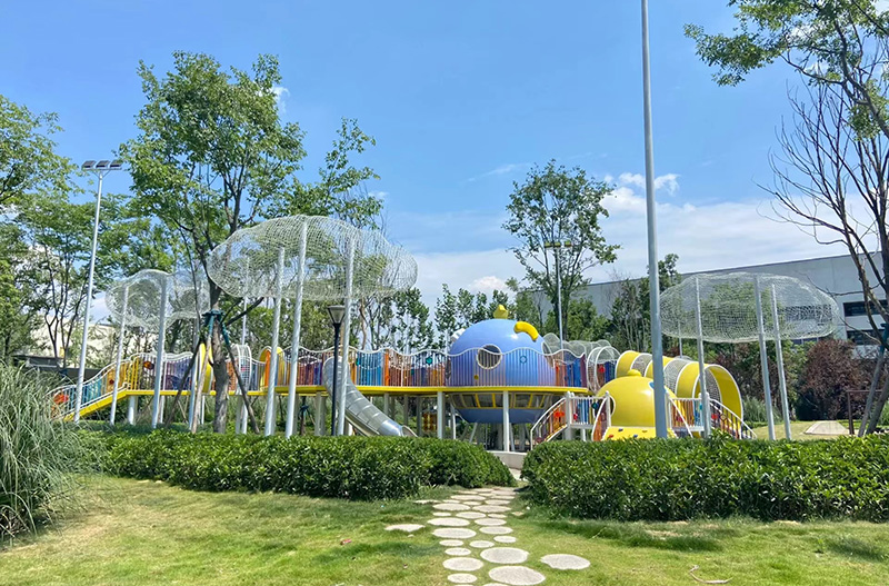新型兒童樂(lè)園不銹鋼組合滑梯