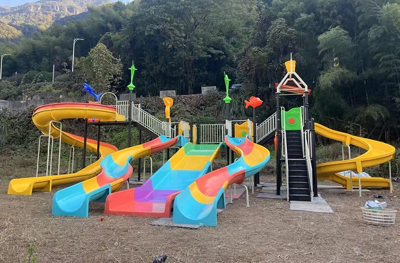 水上彩虹競(jìng)賽滑梯